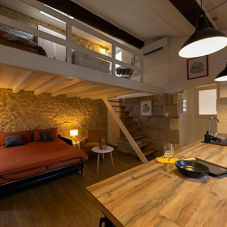 Dolce Nimes Centre Apartment Екстериор снимка