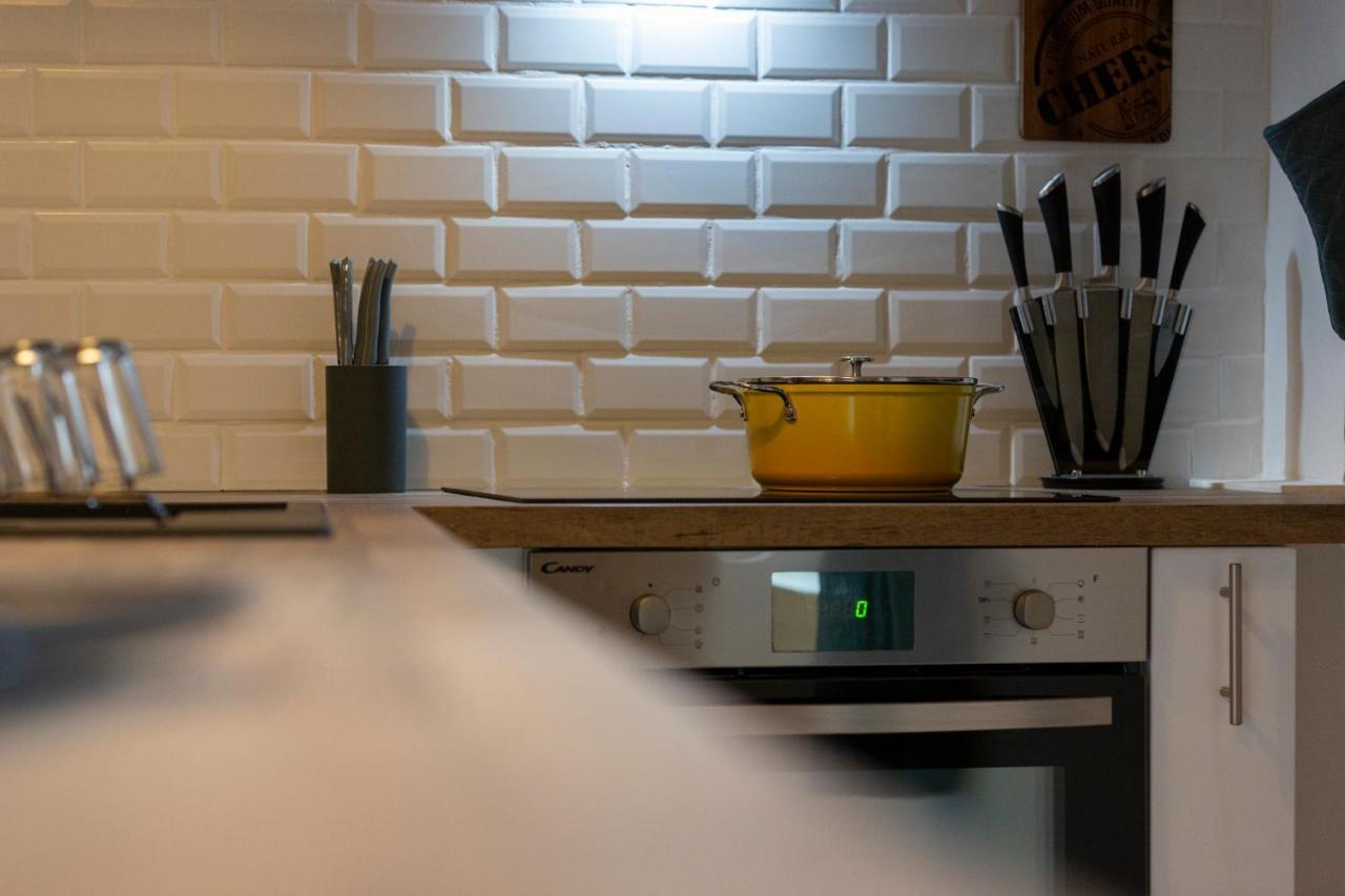 Dolce Nimes Centre Apartment Екстериор снимка
